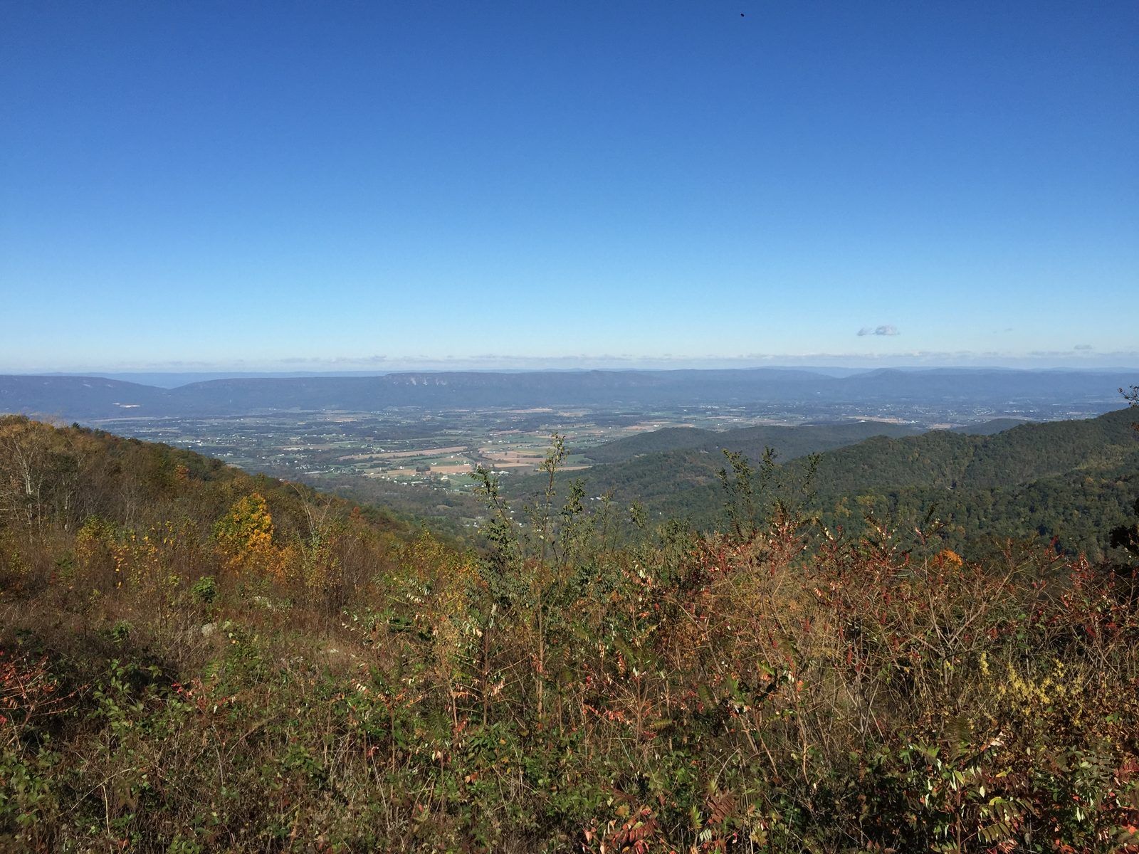 2016-10-25 10 38 42 View northwest from the Fishers Gap Overlook along Shenandoah National Park's Skyline Drive on the border of Page County, Virginia and Madison County, Virginia