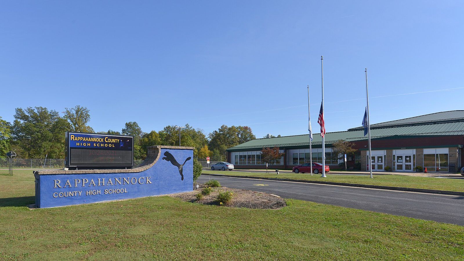 Rappahannock County High School sign and building Washington VA 2021-10-24 14-35-25